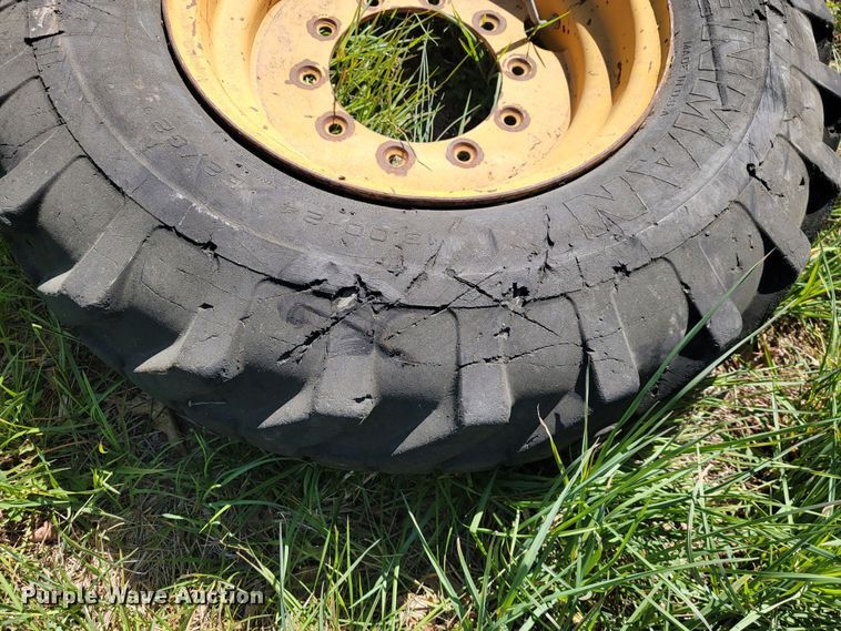 image for item II9010 (2) 13.00-24TC tires