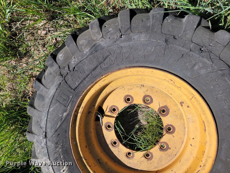 image for item II9010 (2) 13.00-24TC tires