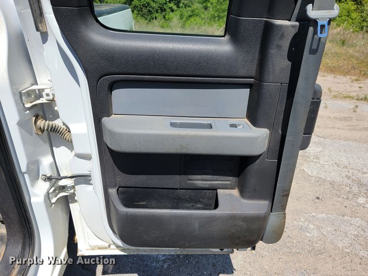 image for item II9015 2013 Ford F150  SuperCab pickup truck