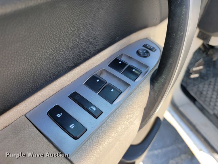 image for item II9016 2011 Chevrolet Silverado 1500  Crew Cab pickup truck