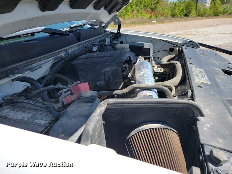 image for item II9016 2011 Chevrolet Silverado 1500  Crew Cab pickup truck