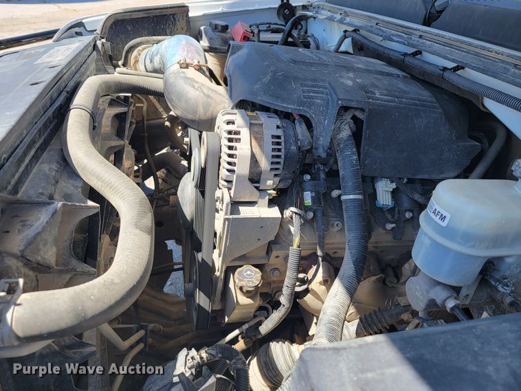 image for item II9016 2011 Chevrolet Silverado 1500  Crew Cab pickup truck