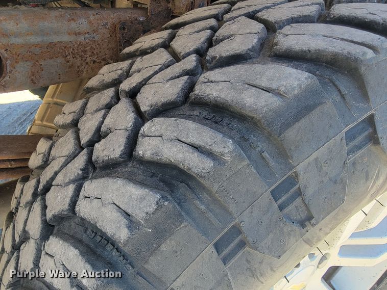 image for item II9016 2011 Chevrolet Silverado 1500  Crew Cab pickup truck