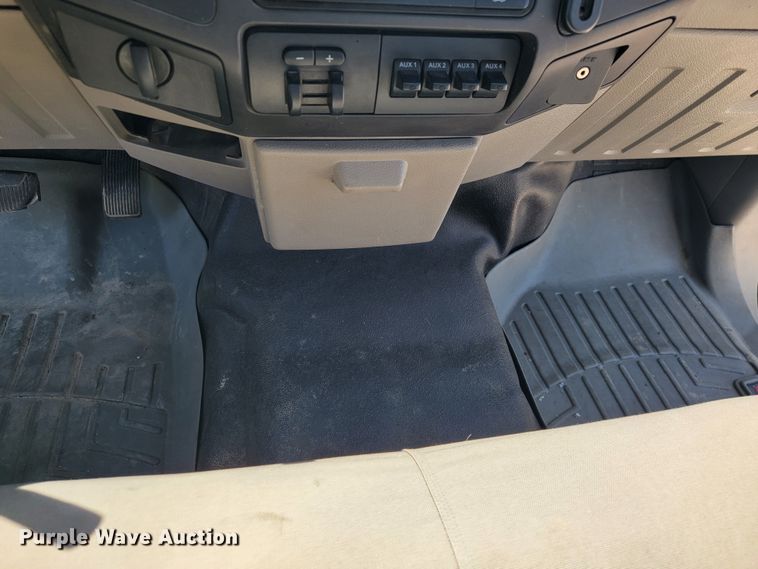 image for item II9017 2010 Ford F250 Super Duty  pickup truck