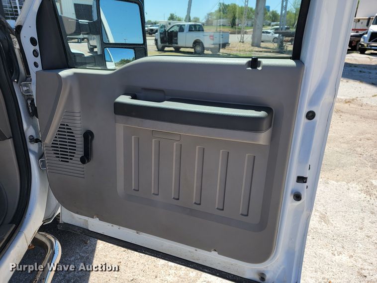 image for item II9017 2010 Ford F250 Super Duty  pickup truck