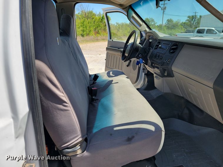 image for item II9017 2010 Ford F250 Super Duty  pickup truck