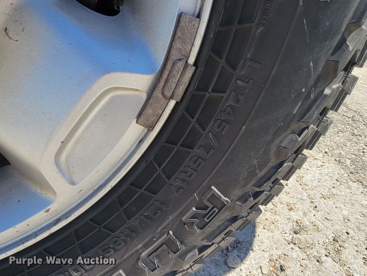 image for item II9017 2010 Ford F250 Super Duty  pickup truck