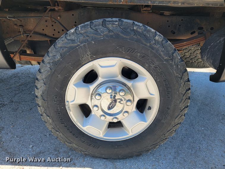 image for item II9017 2010 Ford F250 Super Duty  pickup truck