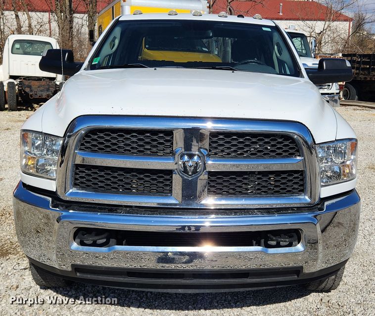 image for item JB9617 2016 Dodge Ram 3500HD  Crew Cab pickup truck