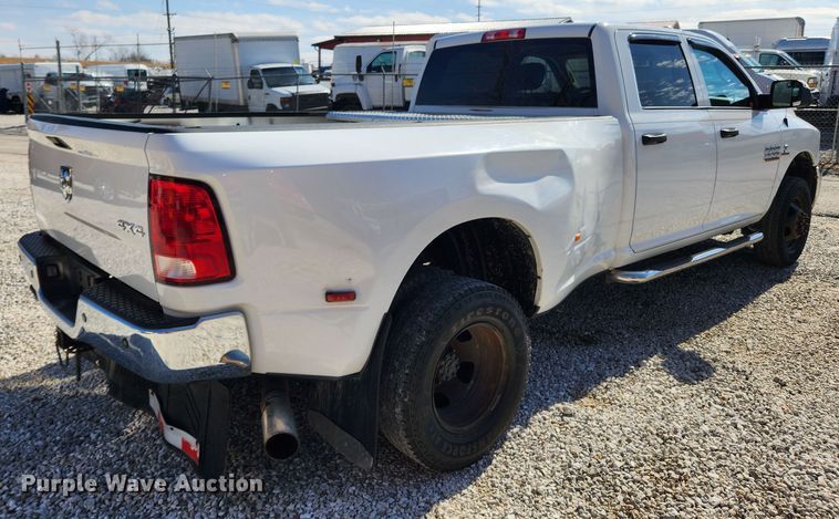 image for item JB9617 2016 Dodge Ram 3500HD  Crew Cab pickup truck