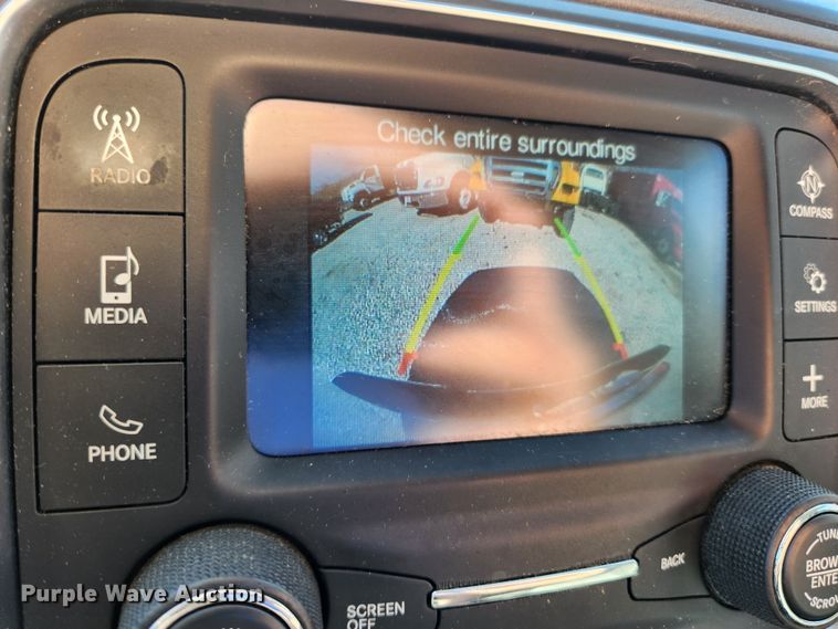 image for item JB9617 2016 Dodge Ram 3500HD  Crew Cab pickup truck