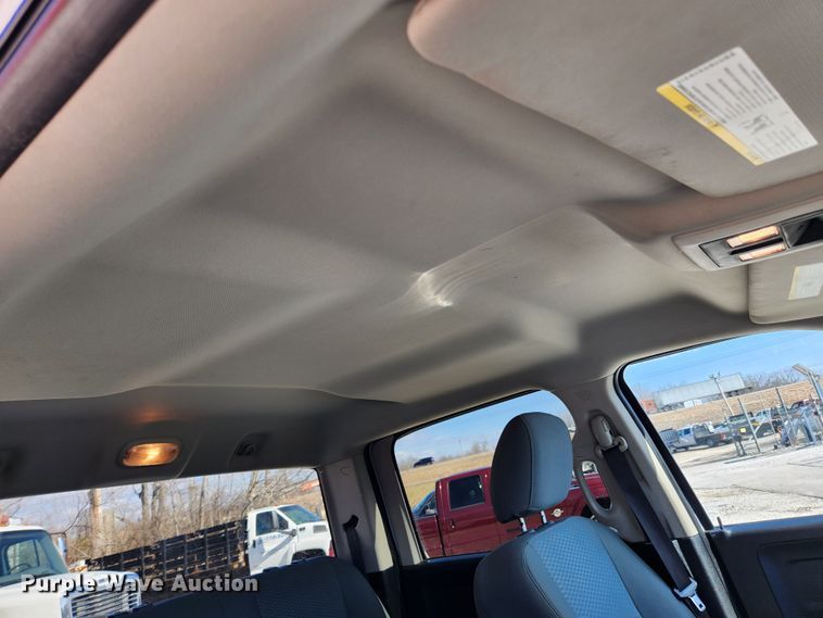 image for item JB9617 2016 Dodge Ram 3500HD  Crew Cab pickup truck