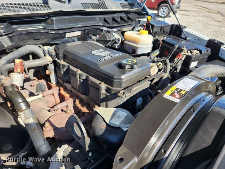 image for item JB9617 2016 Dodge Ram 3500HD  Crew Cab pickup truck