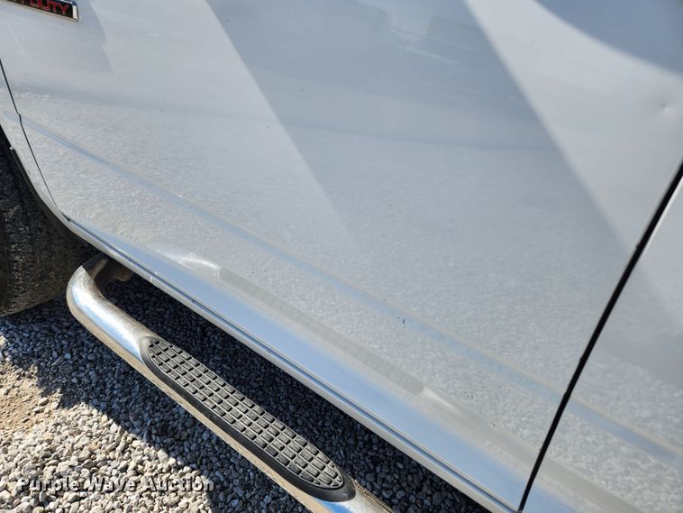 image for item JB9617 2016 Dodge Ram 3500HD  Crew Cab pickup truck