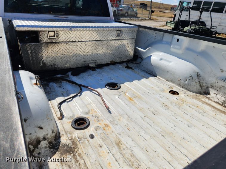 image for item JB9617 2016 Dodge Ram 3500HD  Crew Cab pickup truck