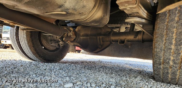 image for item JB9617 2016 Dodge Ram 3500HD  Crew Cab pickup truck