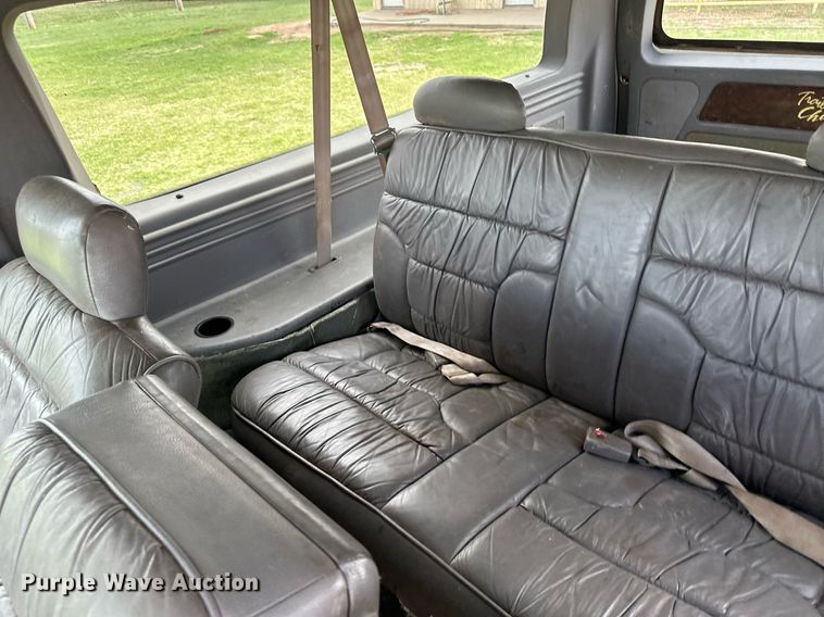 image for item JJ9929 1996 Dodge Ram 1500  SUV