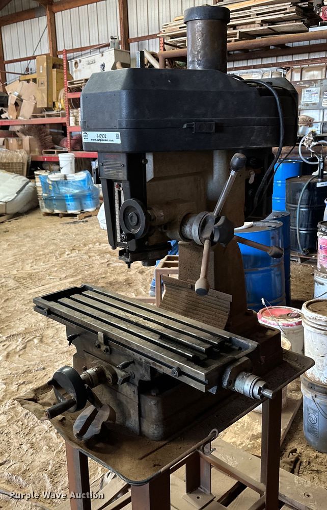 image for item JJ9932 Milling machine