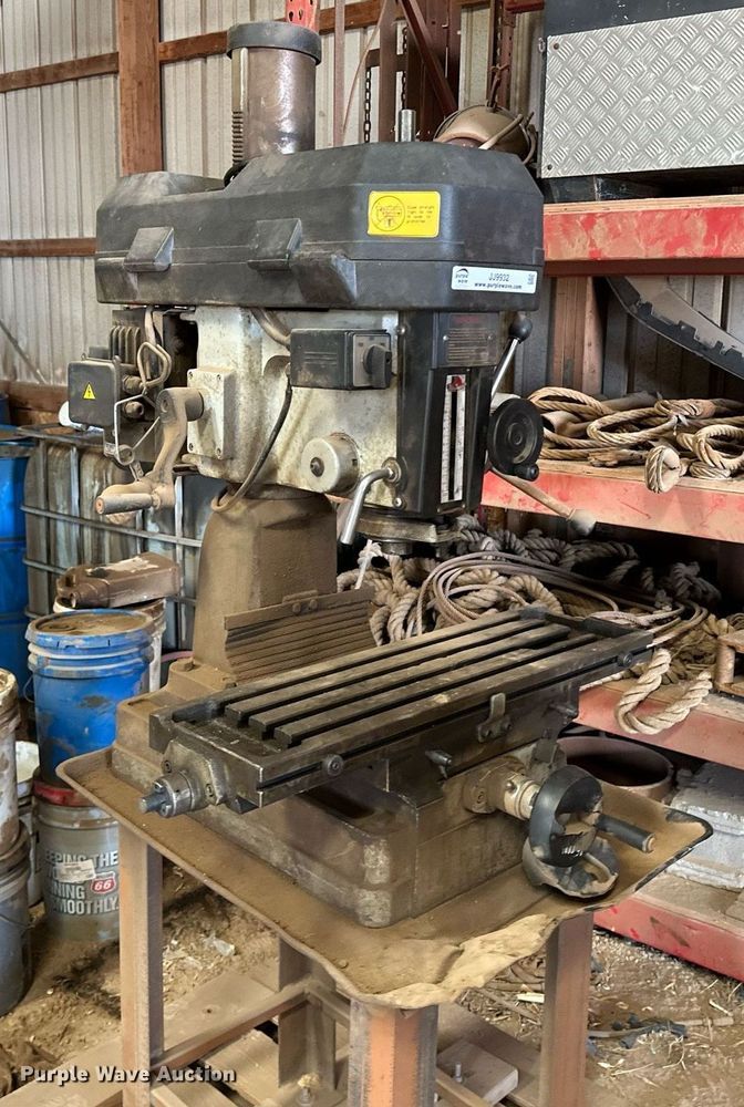 image for item JJ9932 Milling machine