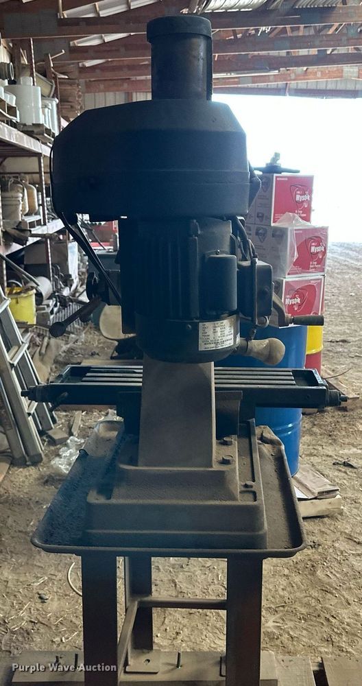 image for item JJ9932 Milling machine