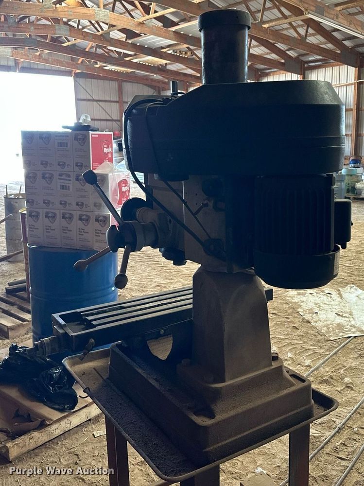 image for item JJ9932 Milling machine