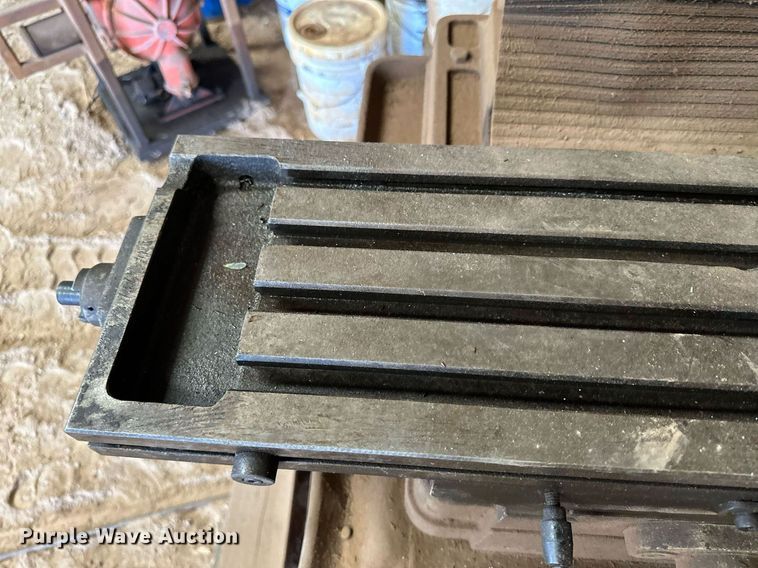 image for item JJ9932 Milling machine