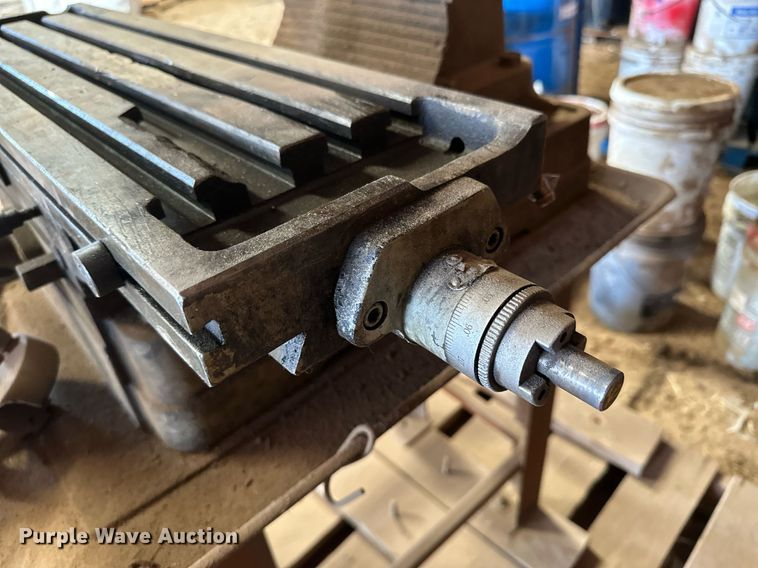 image for item JJ9932 Milling machine