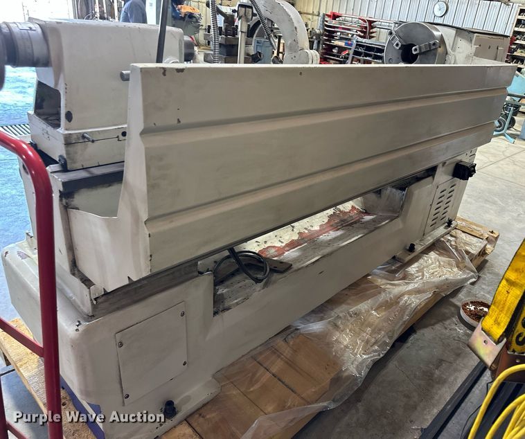 image for item JJ9933 2010 Birmingham YCL-2260  lathe