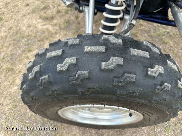 image for item JJ9936 2005 Suzuki Quad Sport Z400  ATV