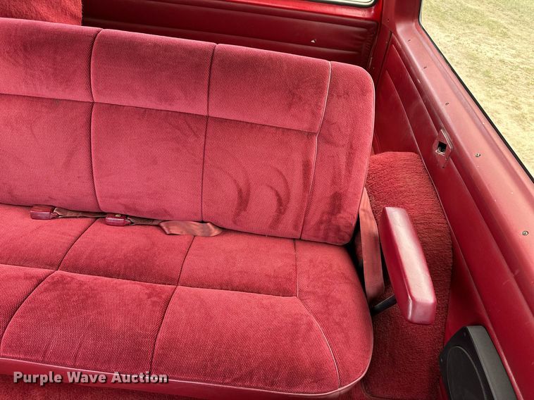 image for item JJ9937 1993 Dodge Ram Charger  SUV