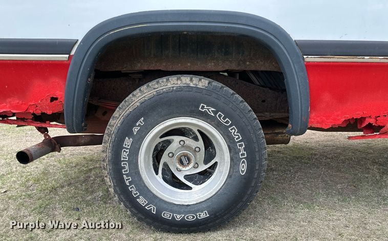 image for item JJ9937 1993 Dodge Ram Charger  SUV