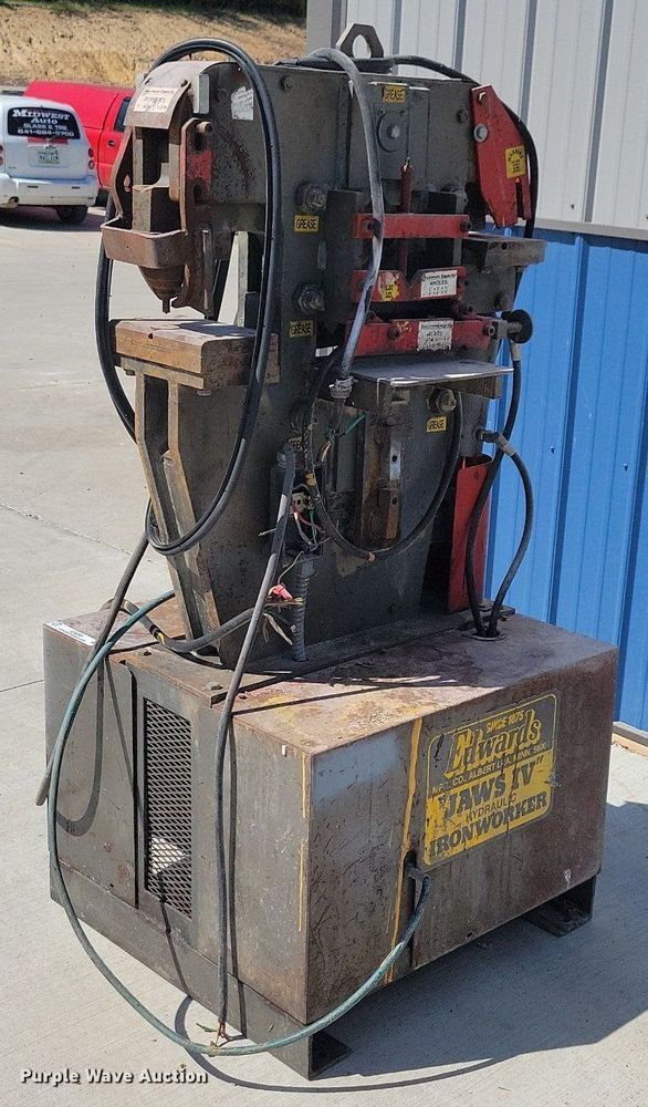 image for item JO9098 Edwards Jaws IV  iron worker