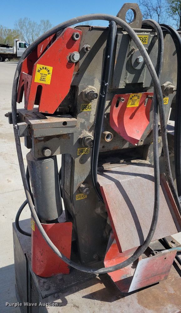 image for item JO9098 Edwards Jaws IV  iron worker