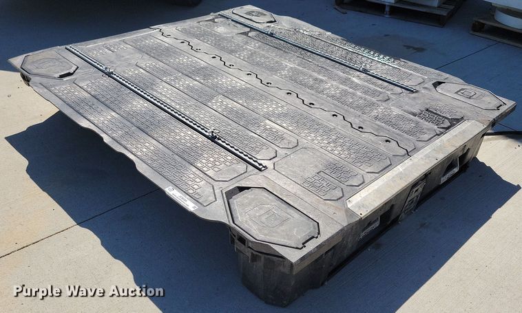 image for item JO9099 Decked  toolbox