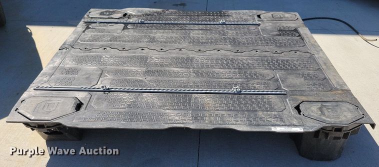 image for item JO9099 Decked  toolbox