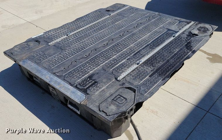 image for item JO9099 Decked  toolbox