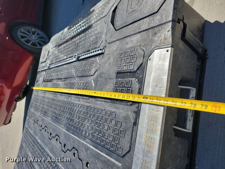 image for item JO9099 Decked  toolbox