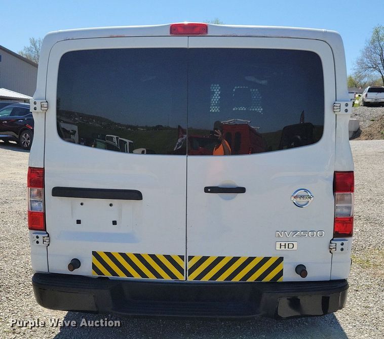 image for item JO9102 2016 Nissan NV 2500HD  van