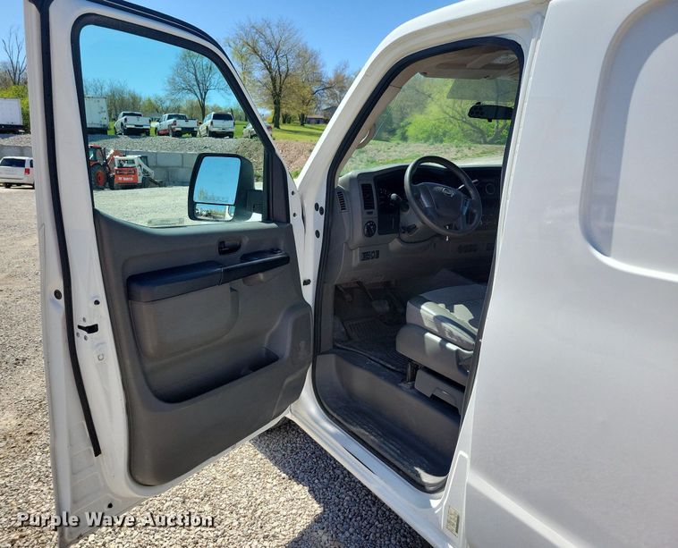 image for item JO9102 2016 Nissan NV 2500HD  van