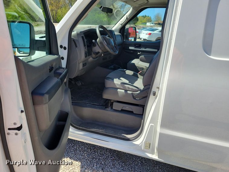 image for item JO9102 2016 Nissan NV 2500HD  van