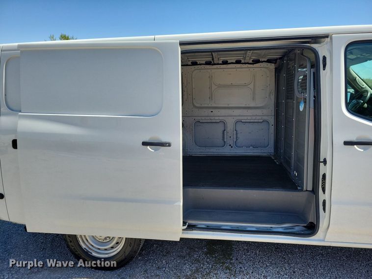 image for item JO9102 2016 Nissan NV 2500HD  van