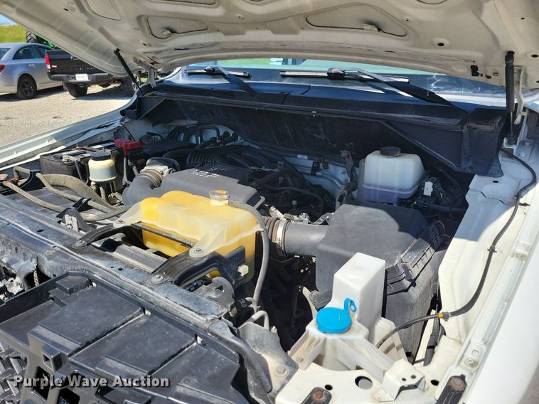 image for item JO9102 2016 Nissan NV 2500HD  van