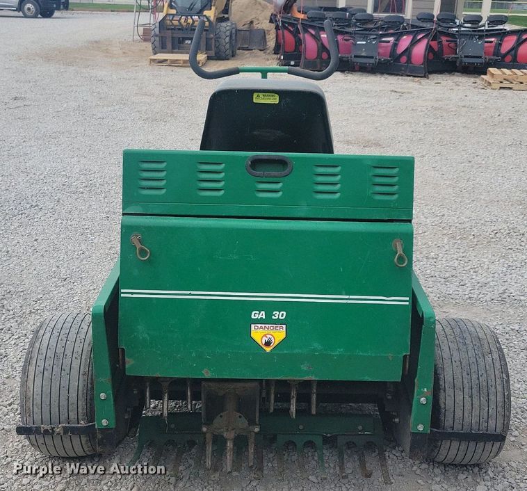 image for item JO9118 1996 Cushman GA30  aerator