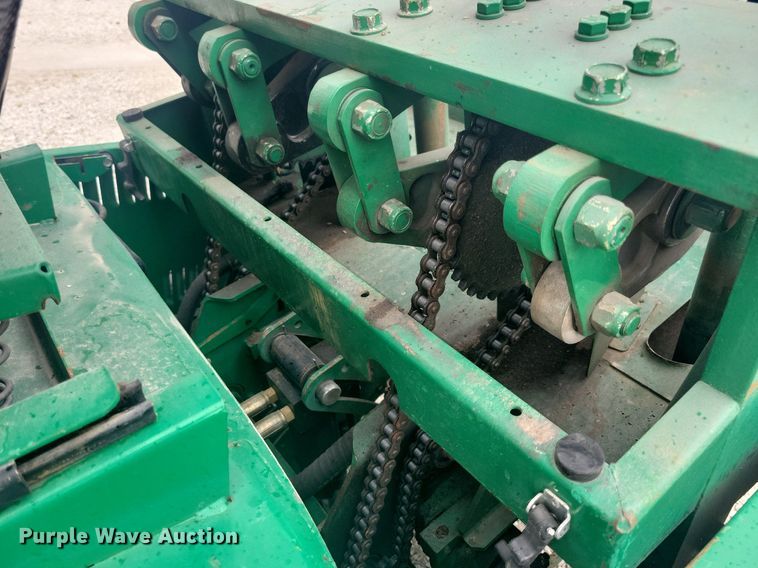 image for item JO9118 1996 Cushman GA30  aerator