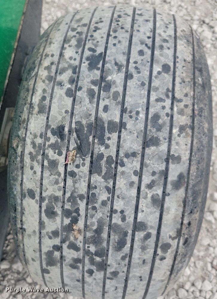 image for item JO9118 1996 Cushman GA30  aerator