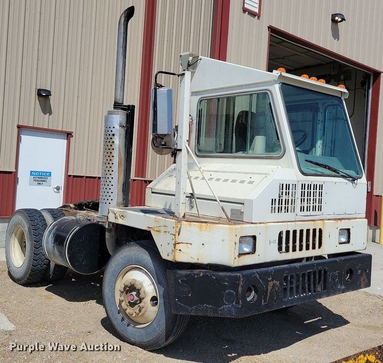 image for item JO9122 2006 Ottawa 30  yard truck