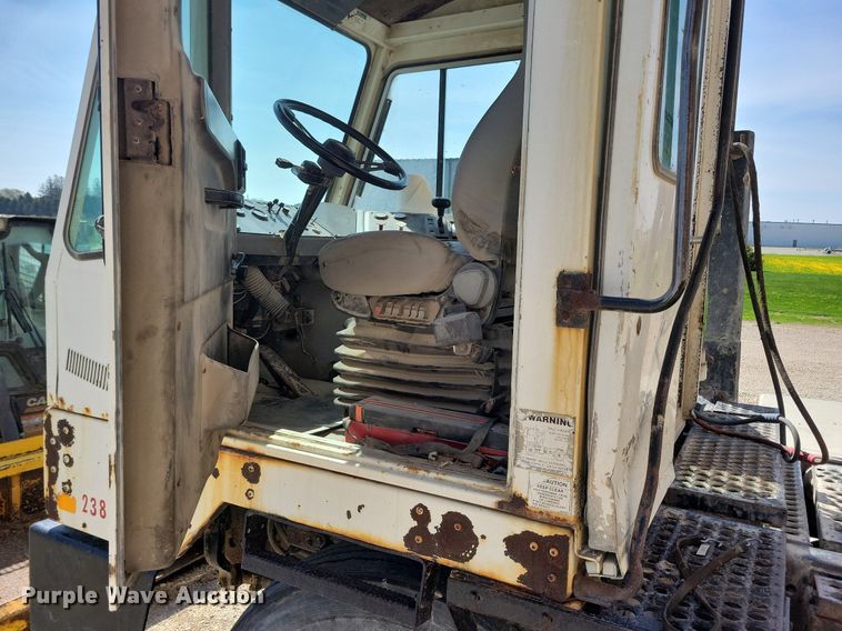 image for item JO9122 2006 Ottawa 30  yard truck