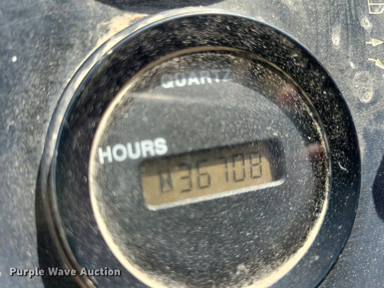 image for item JO9122 2006 Ottawa 30  yard truck