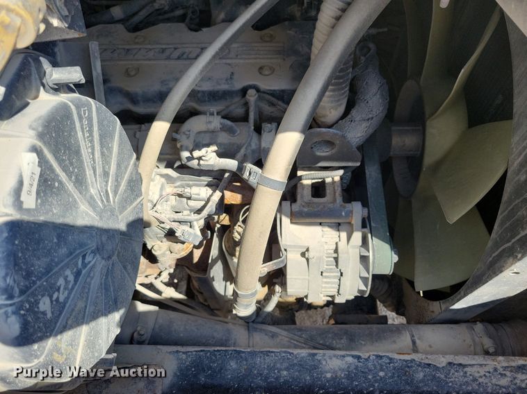 image for item JO9122 2006 Ottawa 30  yard truck