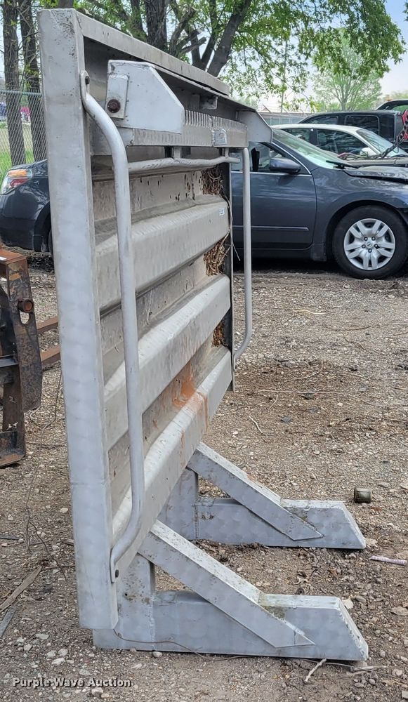 image for item JO9125 Aluminum headache rack